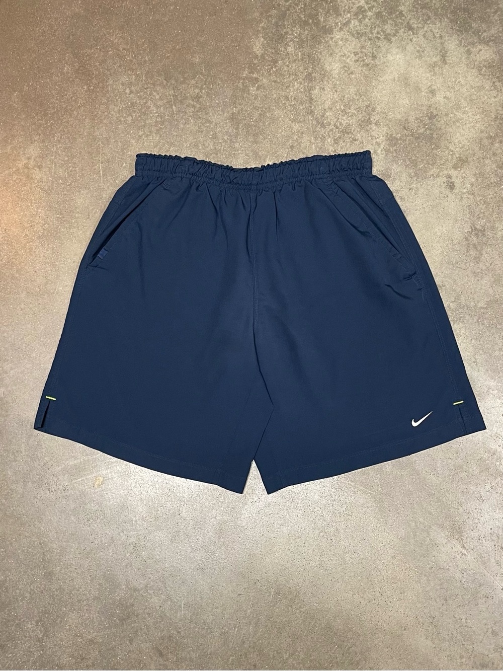 Nike Club Navy Woven Flow Running Shorts Men’s M